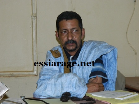 مدير المستشفى الطبيب الفاك ولد أحمد باب خلال حديثه للسراج